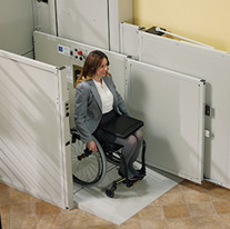 Macs PL50 wheelchair Lift