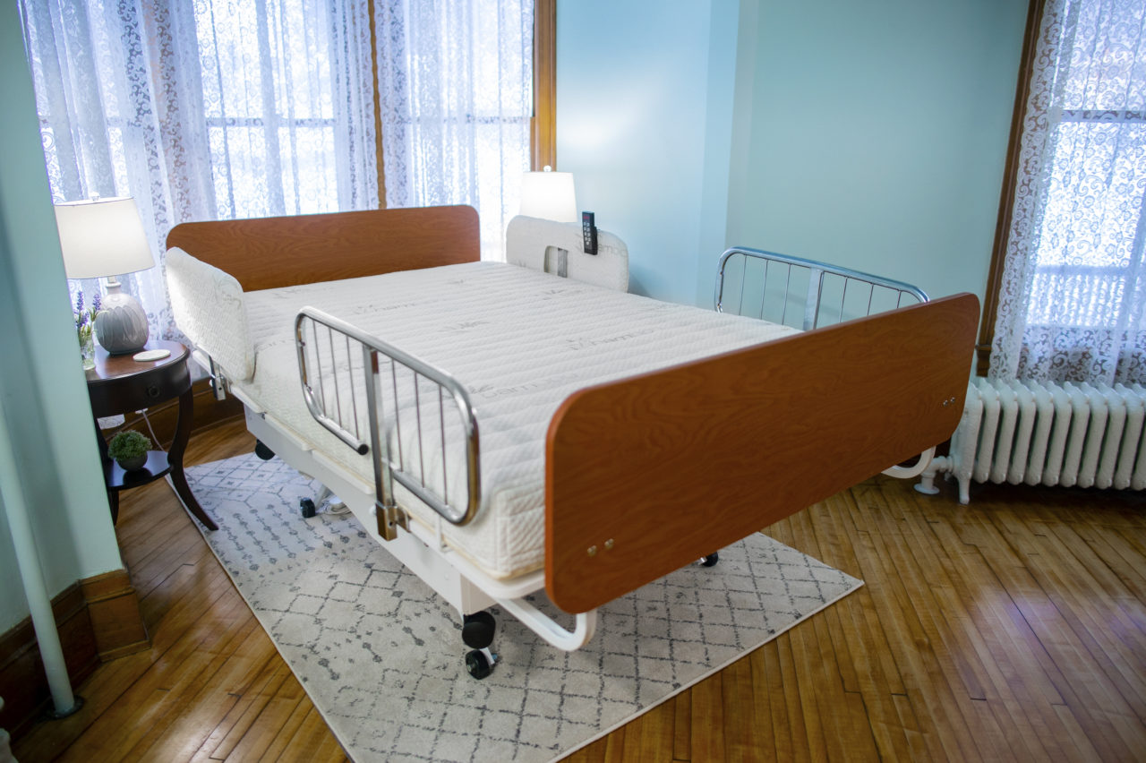 discount inexpensive second hand hospital electric beds